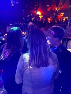 cafe-'t-wiefke-Losser-DatingOost-singleparty-singlesfeest-singles-vrijgezel-singles-single-vrijgezellenfeest-Losser-alleenstaand-datingsite-dating-oost-DatingOost.nl-datingbureau-datingsite-datingbureau-Getty-bemiddelingsbureau-Sylvia-Grunder-matchmaker-eigenaar-Dating-Oost-Getty-Schepers-oprichter-matchmaker-datingoost-almelo-verliefd-partner-singleparty-singlesfeestje-singlesfeest-singlescafe-singlesparty-wiefke-losser